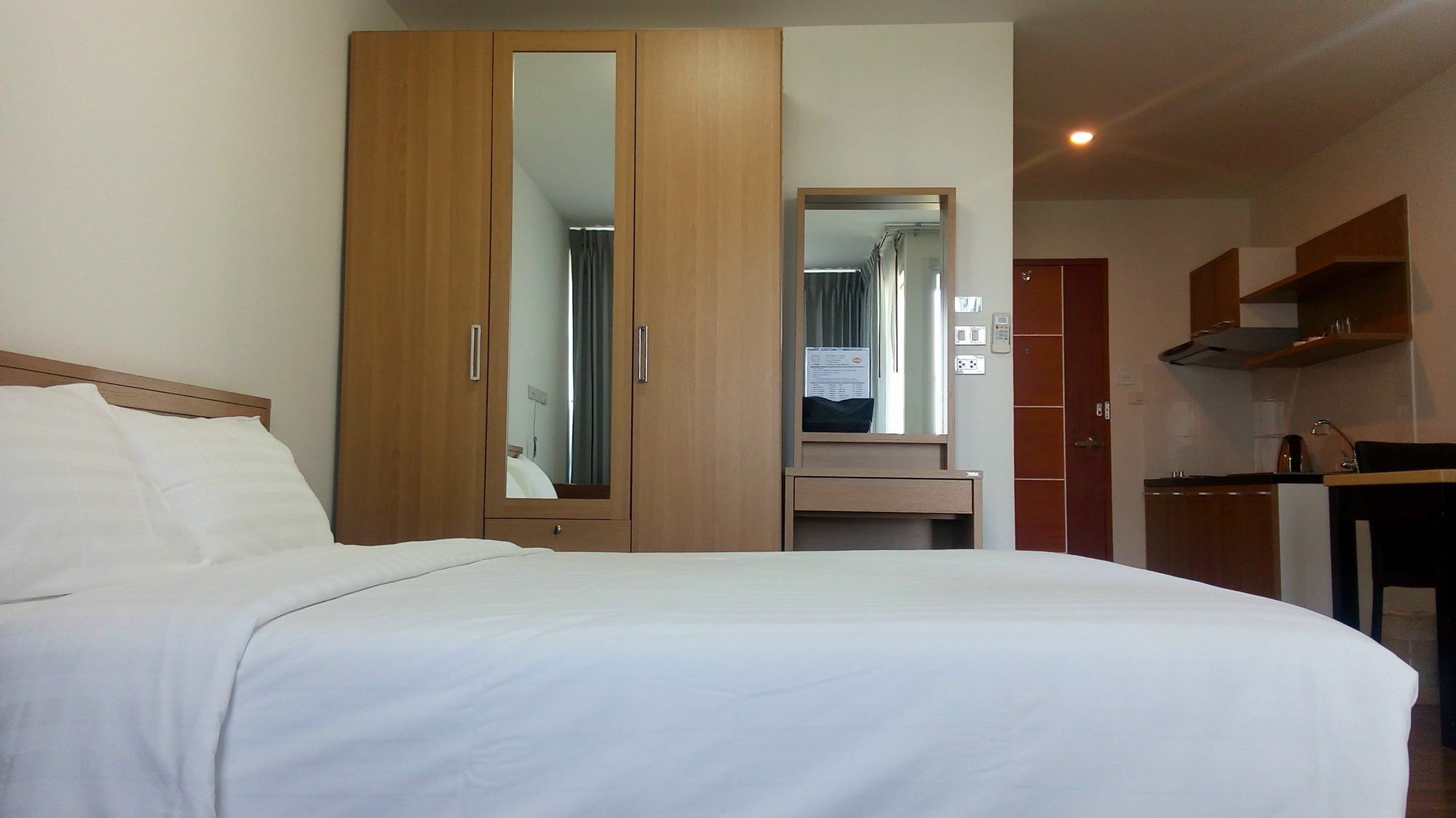 Winner Serviced Apartment Si Maha Phot Luaran gambar